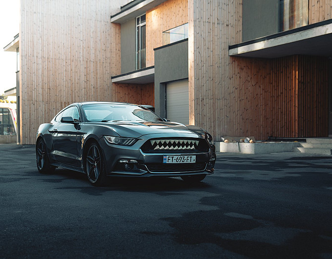 Ავტომობილი Ford Mustang Ecoboost Premium თბილისი - ფოტო 1